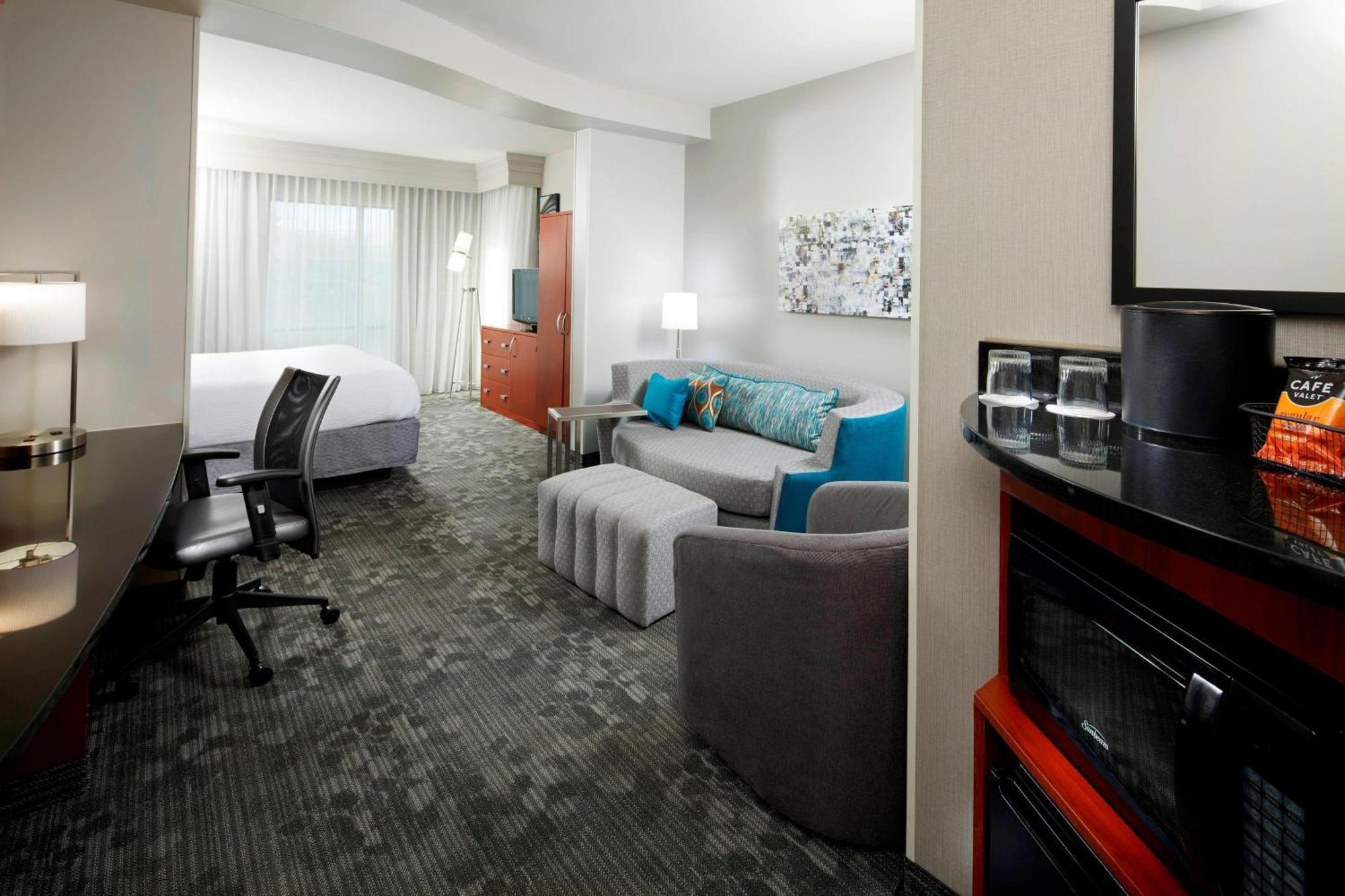 Courtyard Pittsburgh Settlers Ridge/Robinson Township Hotell Imperial Exteriör bild